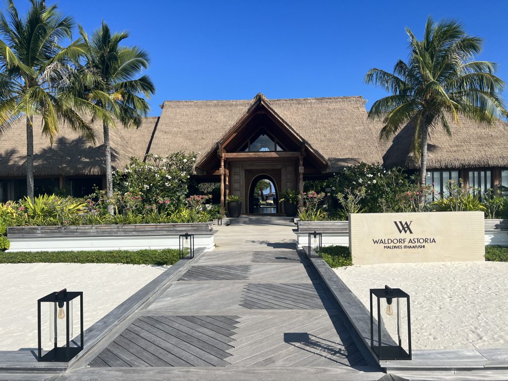 Waldorf Astoria Maldives Ithaafushi Review The Ultimate Points Booking? Points Uncovered